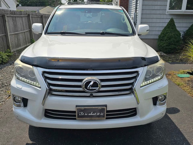 2013 Lexus LX · LX 570 Sport Utility 4D — photo 3