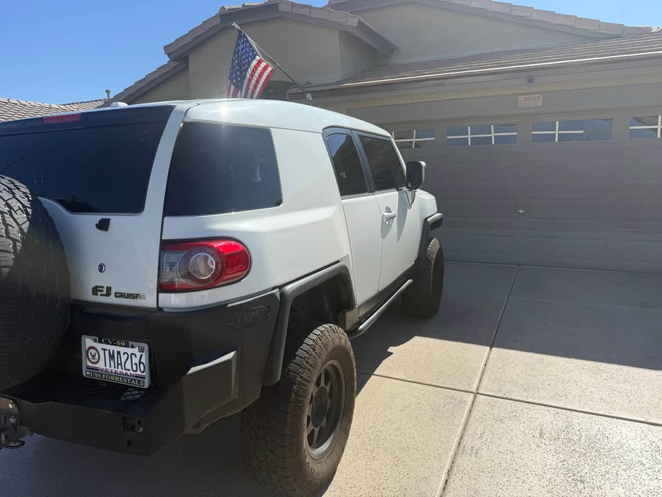 2012 Toyota FJ Cruiser · Sport Utility 2D in Surprise, AZ (photo 2) — photo 2