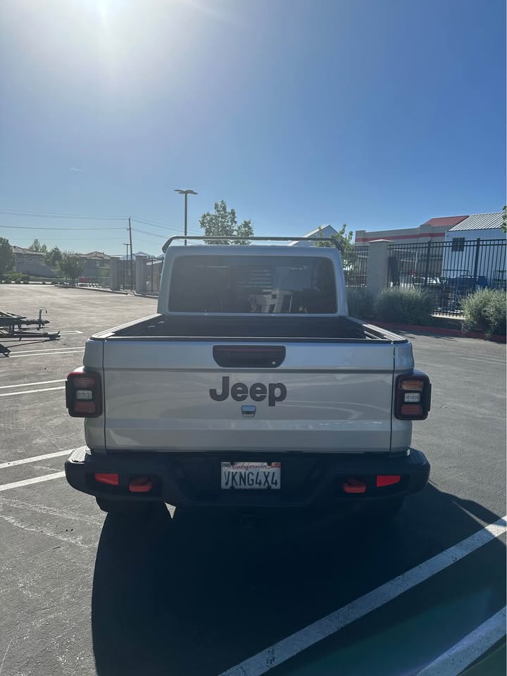 2023 Jeep Gladiator · Mojave Pickup 4D 5 ft in Brentwood, CA (photo 5) — photo 5