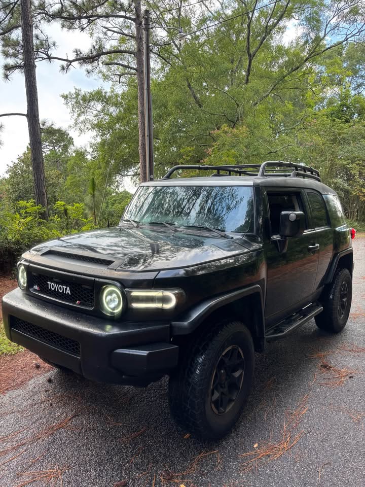 2007 Toyota FJ Cruiser · Sport Utility 2D (photo 3) — photo 3