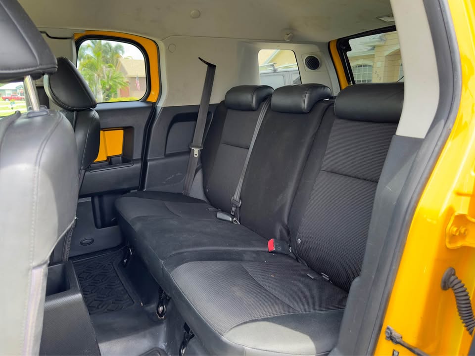 2008 Toyota FJ Cruiser · Sport Utility 2D in Port St Lucie, FL (photo 7) — photo 7
