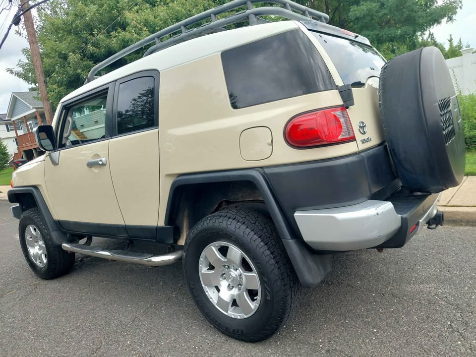2008 Toyota FJ Cruiser · Sport Utility Beautiful Shape in Edison, NJ (photo 11) — photo 11