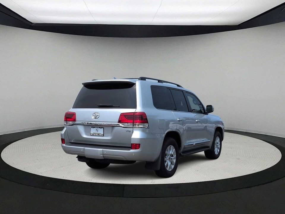 2018 Toyota Land Cruiser in Sterling, VA (photo 8) — photo 8