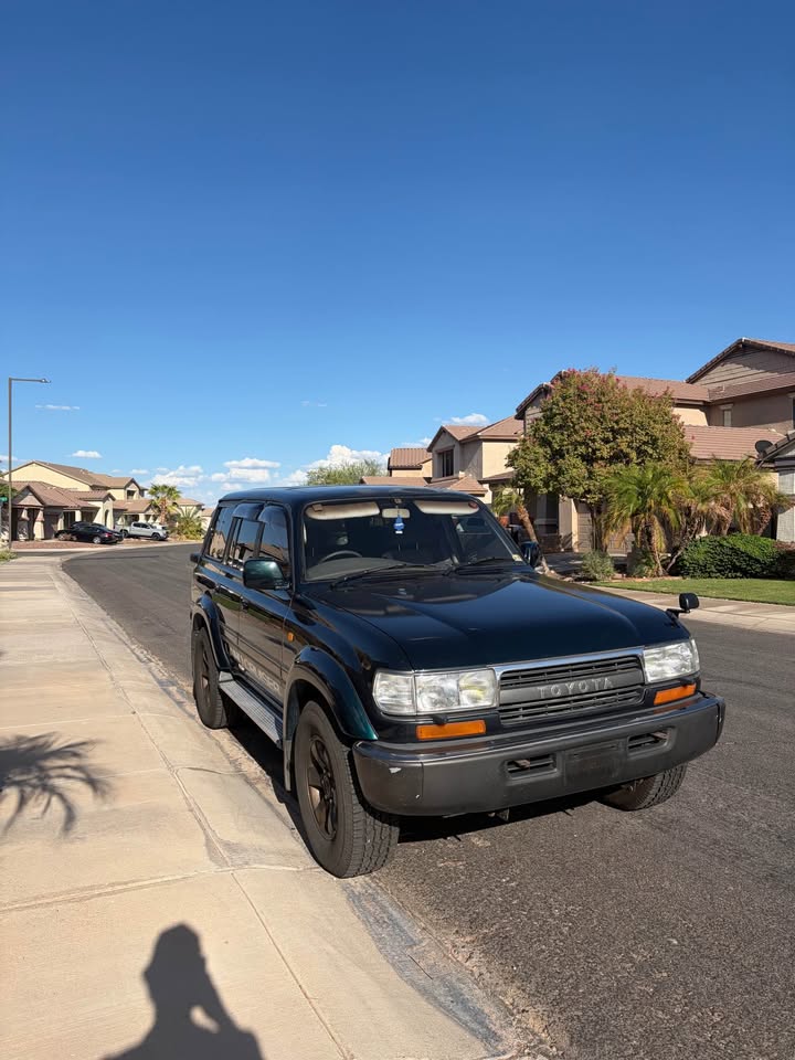 1994 Toyota Landcruiser in Sun City, AZ (photo 1) — photo 1