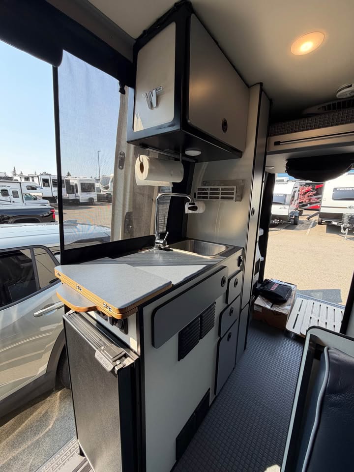 2024 Winnebago Revel (photo 8) — photo 8