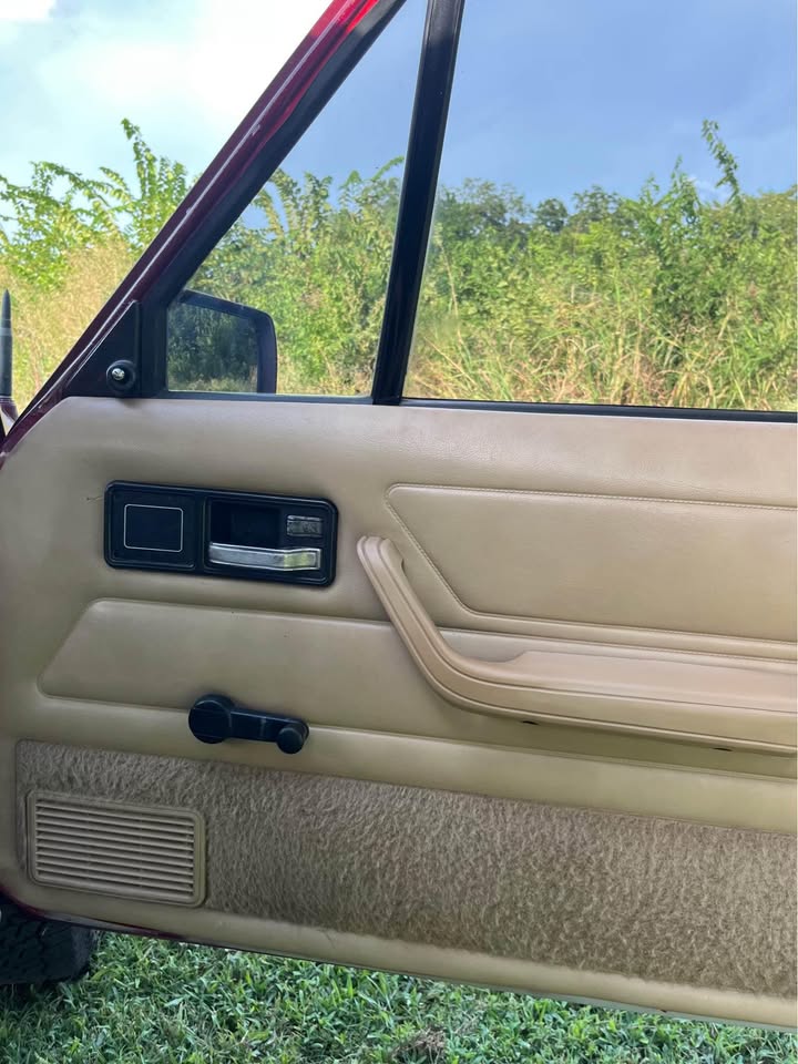 1996 Jeep Cherokee · SE Sport Utility 2D in Austin, TX (photo 4) — photo 4