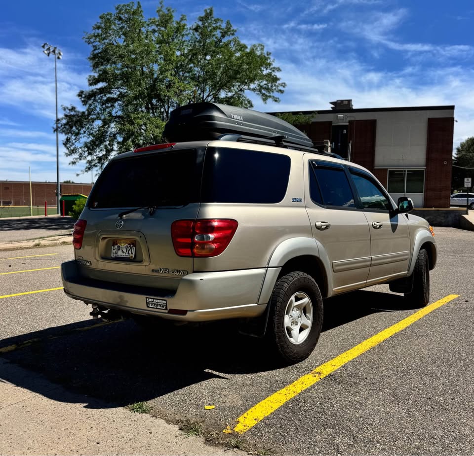 2001 Toyota Sequoia · SR5 Sport Utility 4D in Westminster, CO (photo 5) — photo 5