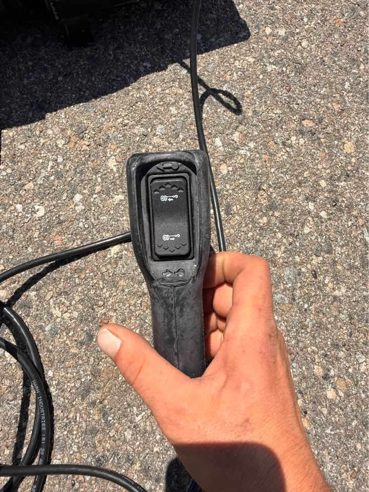 Warn winch zion recon 10-s in Arvada, CO (photo 3)
