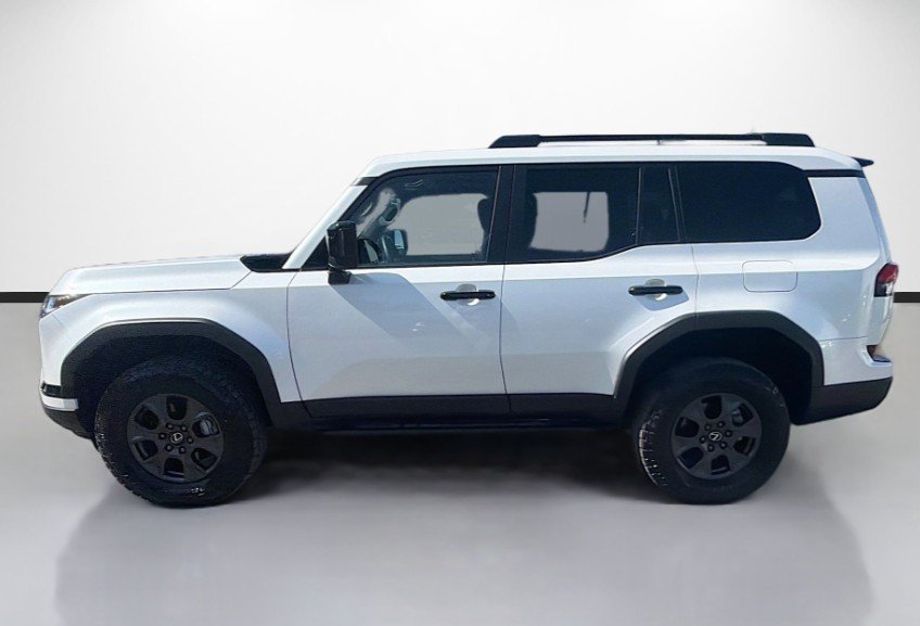 2025 Lexus GX 550 Overtrail in Tampa, FL (photo 4) — photo 4