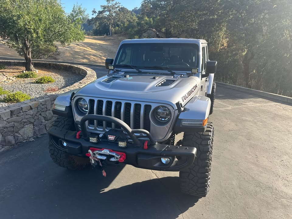 2020 Jeep Gladiator Rubicon Launch Edition in Cloverdale, CA (photo 5) — photo 5