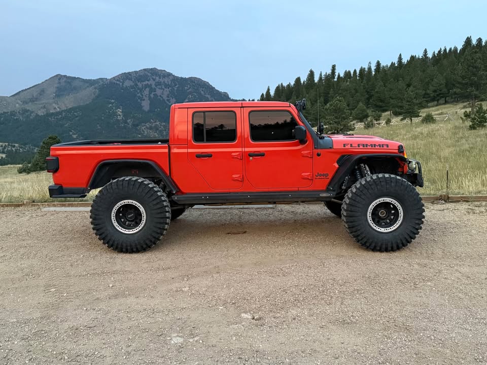 2020 Jeep Gladiator · Rubicon Pickup 4D 5 ft in Boulder, CO (photo 7) — photo 7