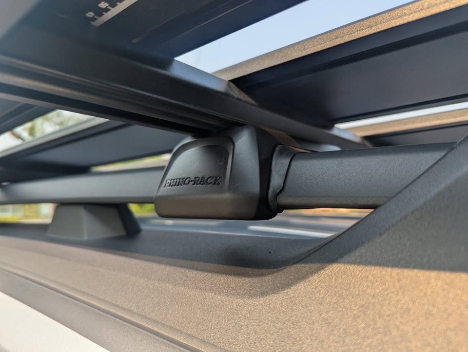 Rhino Rack Pioneer 6 w/ RX100 Feet (photo 3) — photo 3