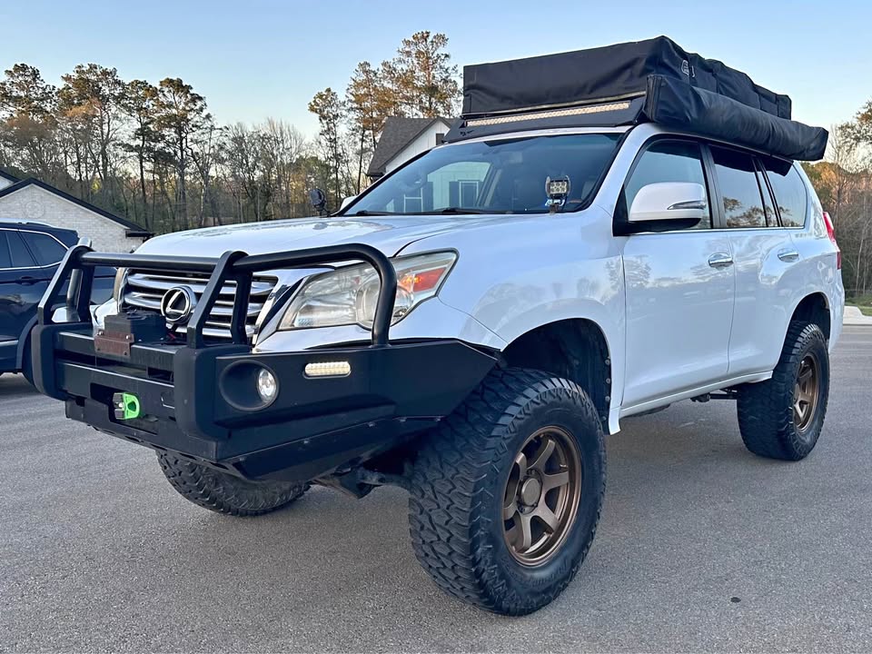 2011 Lexus GX460 Overland in Bryan, TX (photo 1) — photo 1