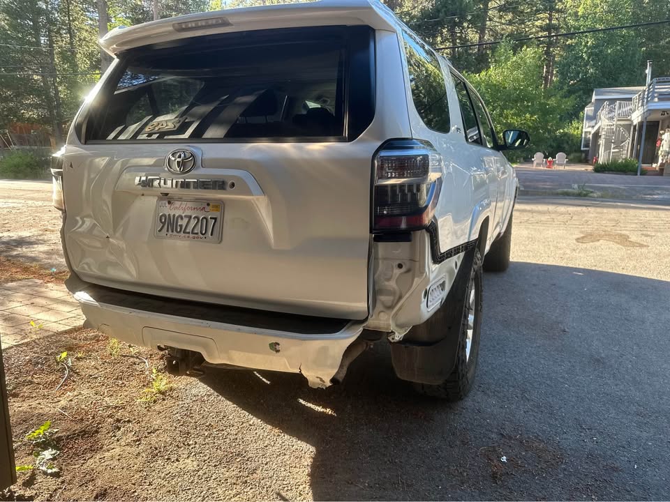 2017 Toyota 4Runner · SR5 Sport Utility 4D in Olympic Valley, CA (photo 2) — photo 2
