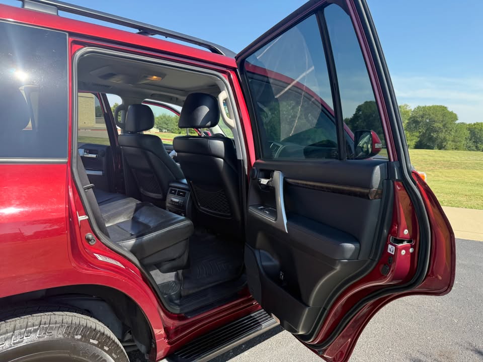 2014 Toyota Land Cruiser 200 Series in McKinney, TX (photo 10) — photo 10