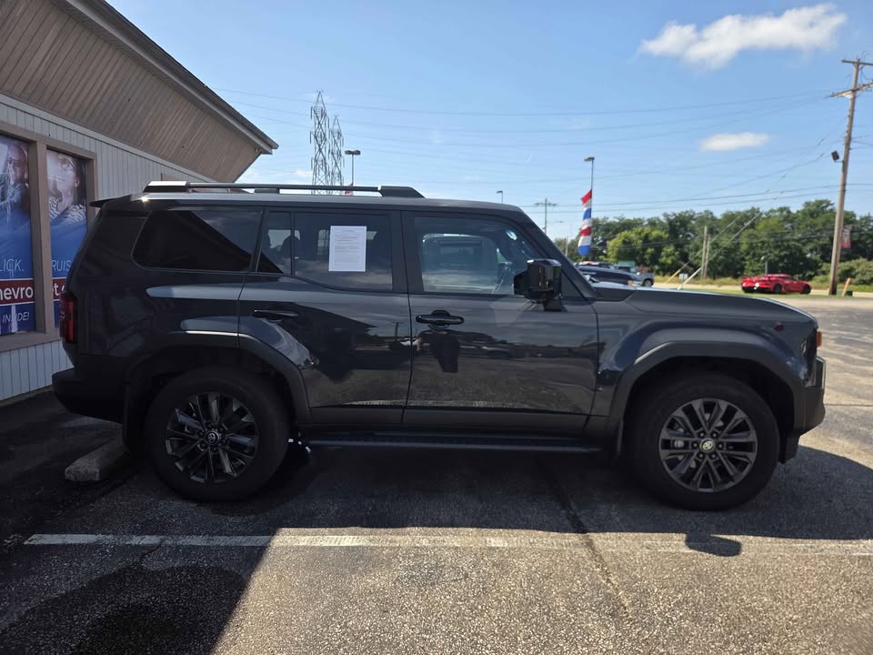 2025 Toyota Landcruiser · Sport Utility 4D in Ashtabula, OH (photo 4) — photo 4