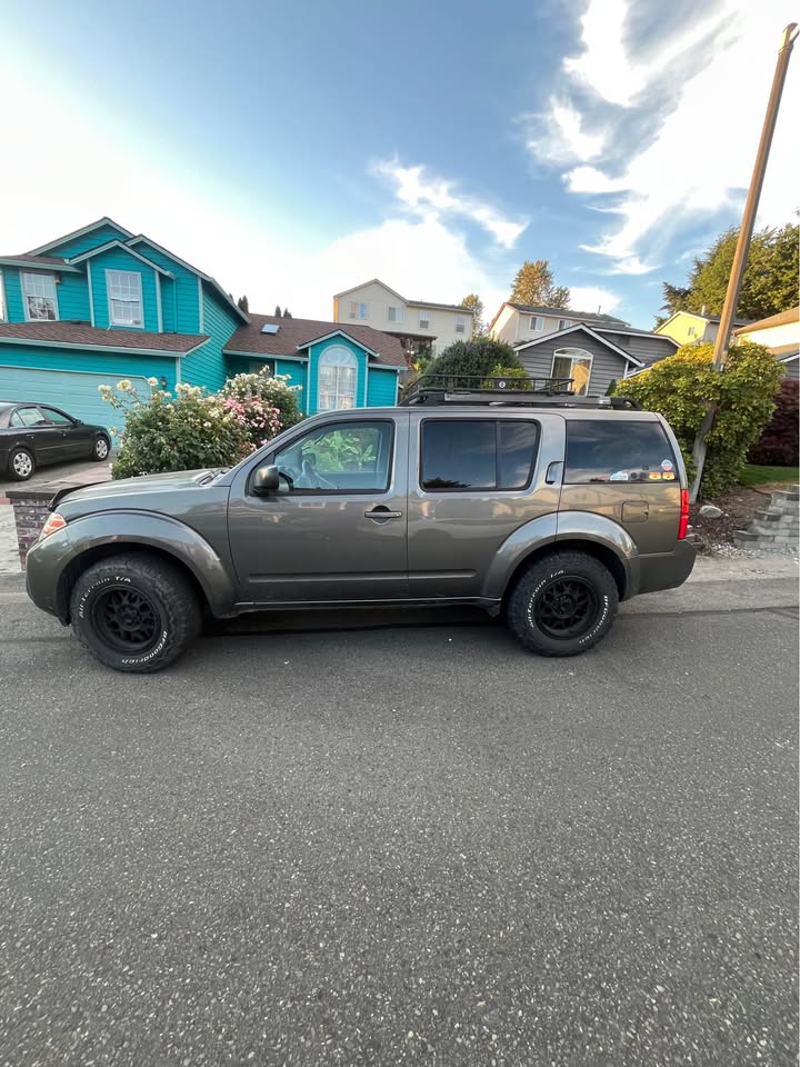 2008 Nissan Pathfinder · SE Sport Utility 4D in Kent, WA (photo 6) — photo 6