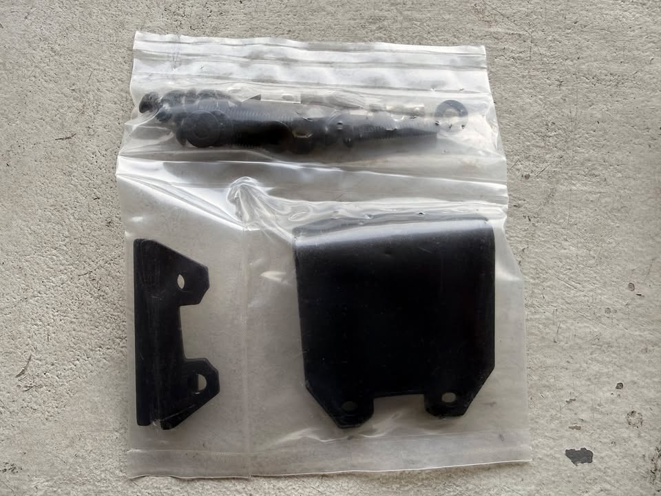 Various Sherpa roof rack mounts and accessories in San Jose, CA (photo 7)