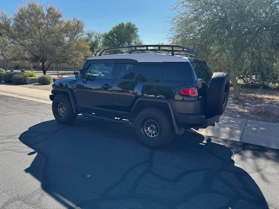 2010 Toyota FJ Cruiser in Gilbert, AZ (photo 5) — photo 5