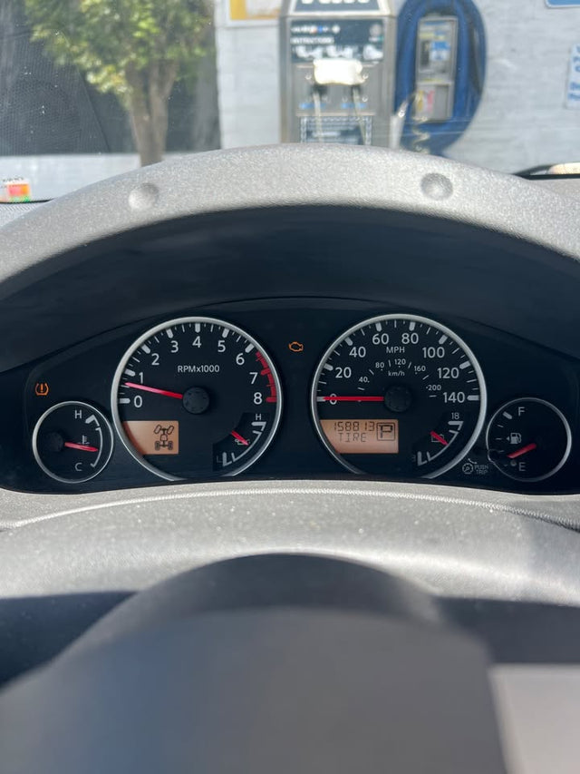2012 Nissan Pathfinder — photo 3