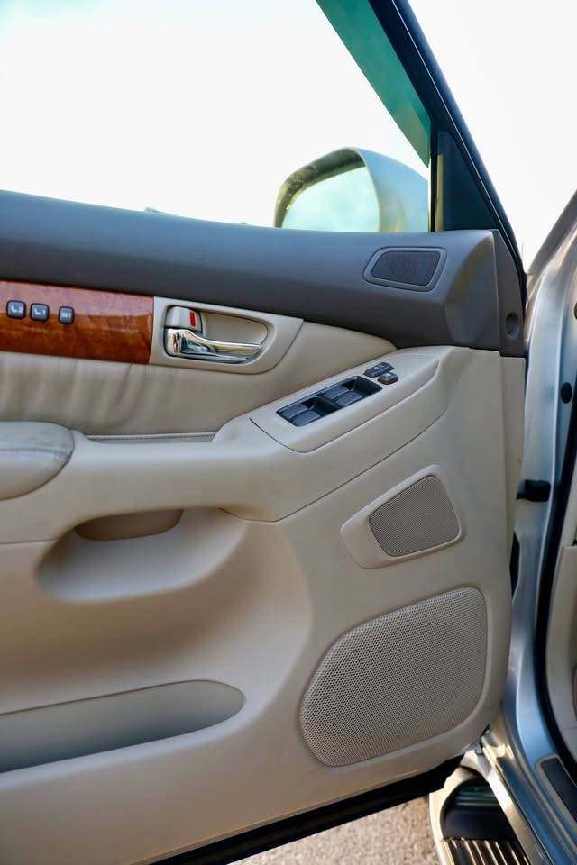 2007 Lexus GX470 in Lake Zurich, IL (photo 11) — photo 11