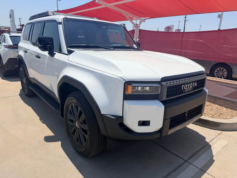 2026 Toyota Landcruiser · Base in Phoenix, AZ (photo 3) — photo 3