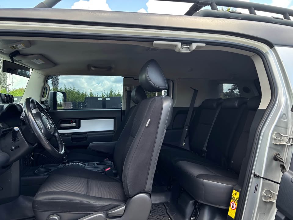 2007 Toyota FJ Cruiser (photo 10) — photo 10