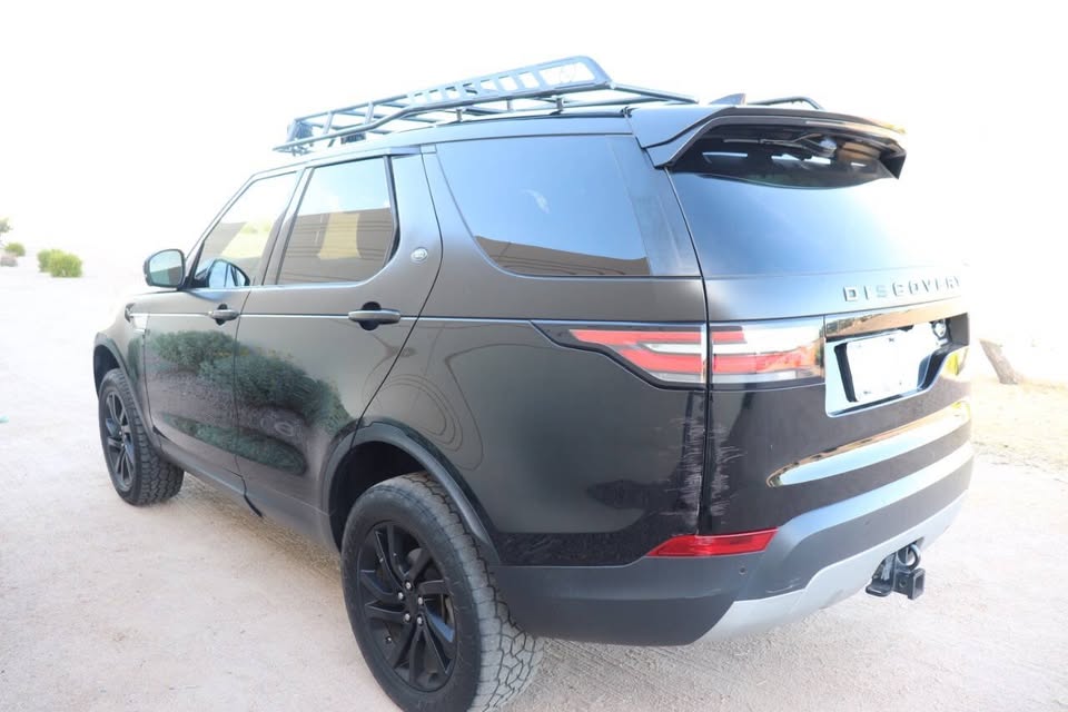 2018 Land Rover Discovery in Tempe, AZ (photo 10) — photo 10