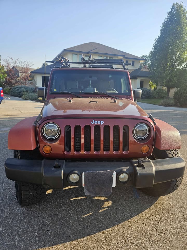 2007 Jeep Wrangler Unlimited Sahara (JK) Sport Utility 4D (photo 5) — photo 5