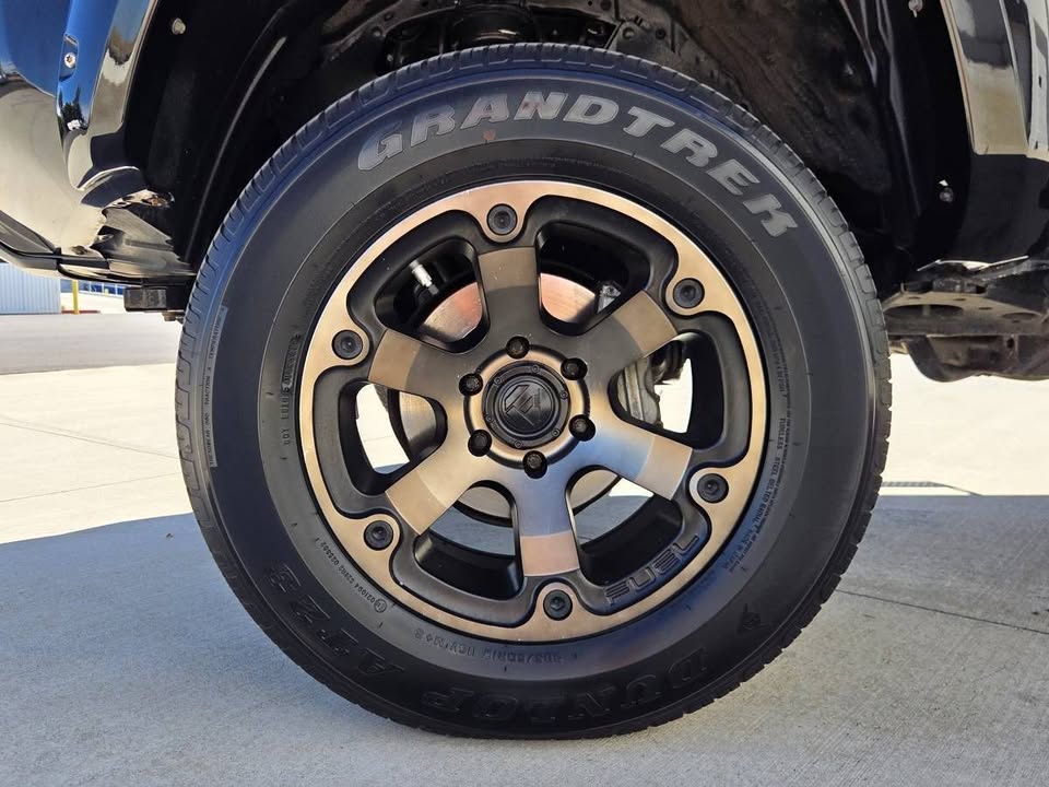 2019 Toyota Tacoma Double Cab TRD Off-Road 3.5 in Portland, OR (photo 8)