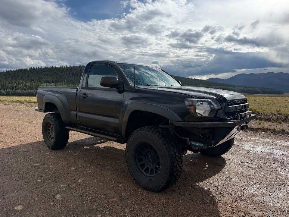 2012 Toyota Tacoma Regular Cab · Pickup 2D 6 ft (photo 8) — photo 8