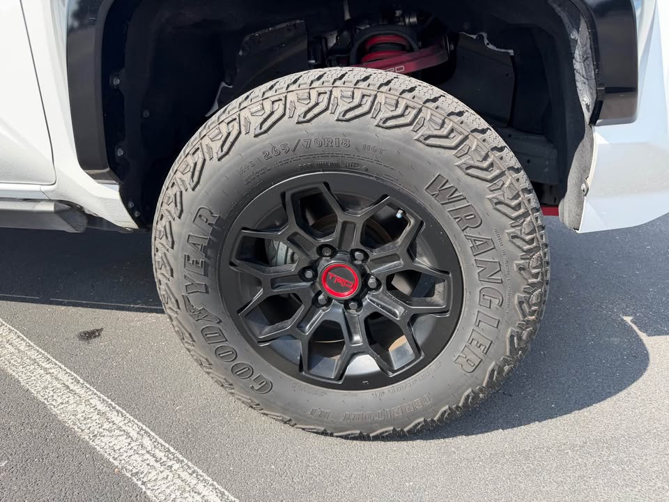 2025 Toyota Tacoma Hybrid TRD Pro I Custom Build I Executive Lease Trade in (photo 2) — photo 2