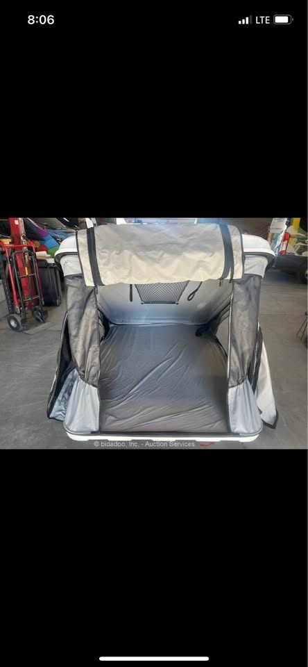 James Baroud Discovery M Vehicle Rooftop Pop Up Tent Camper Shelter -used in Windsor, CA (photo 7) — photo 7