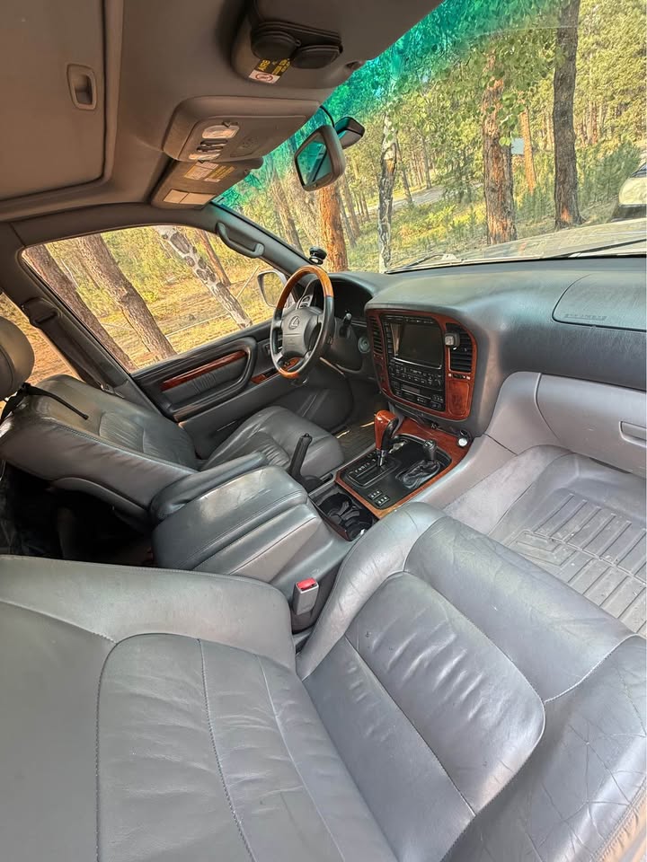 2001 Lexus LX · LX 470 Sport Utility 4D in Denver, CO (photo 3) — photo 3