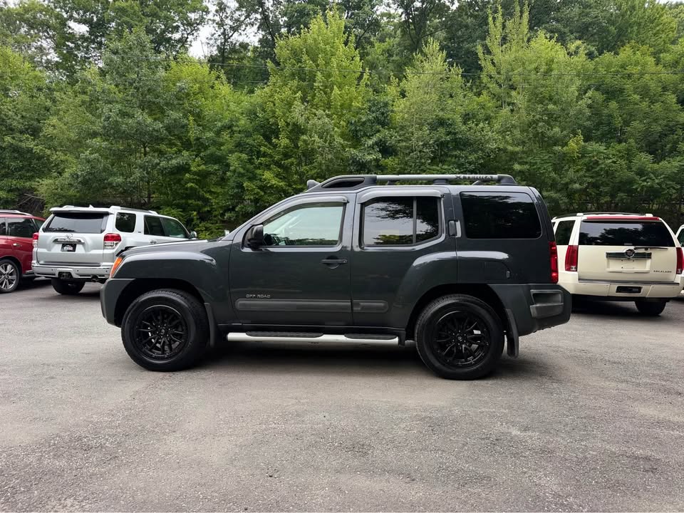 2012 Nissan Xterra · Off-Road Sport Utility 4D (photo 3) — photo 3