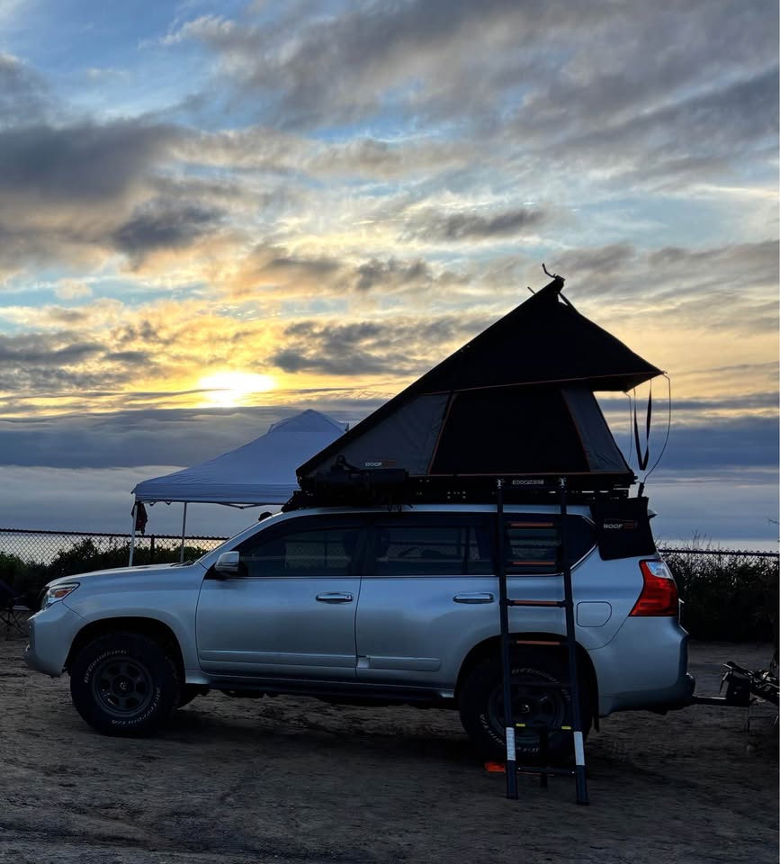 Roofnest Falcon 2 rooftop Tent (car not included) (photo 6) — photo 6