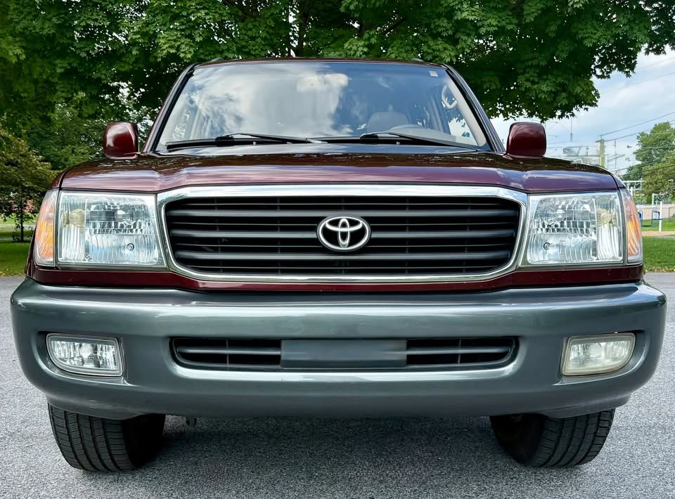 2001 Toyota Land Cruiser in Middletown, PA (photo 2) — photo 2
