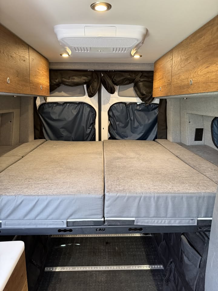 2020 Storyteller Overland mode 4x4 mercedes sprinter 2500 in Bend, OR (photo 10) — photo 10