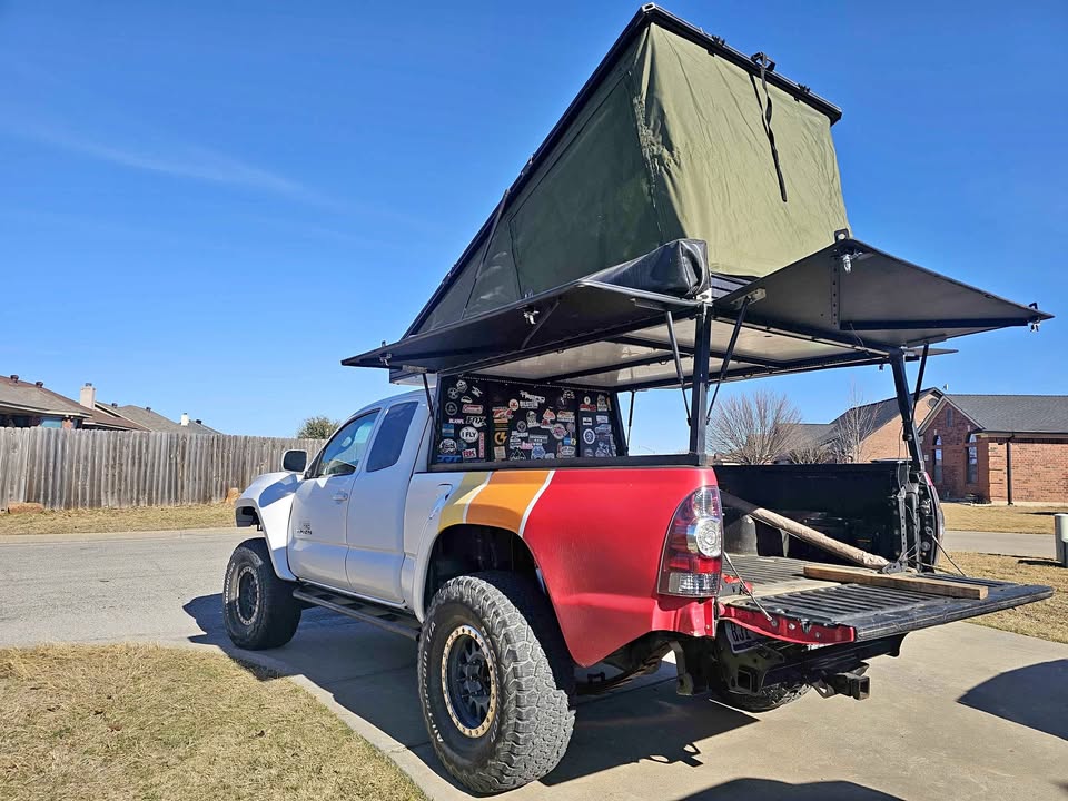 Gfc style wedge camper for tacoma in Weatherford, TX (photo 1) — photo 1