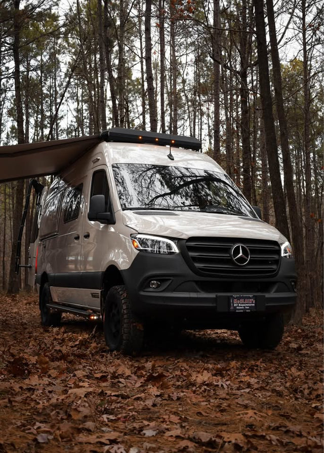 2022 Mercedes-Benz Winnebago Revel 144 — photo 3