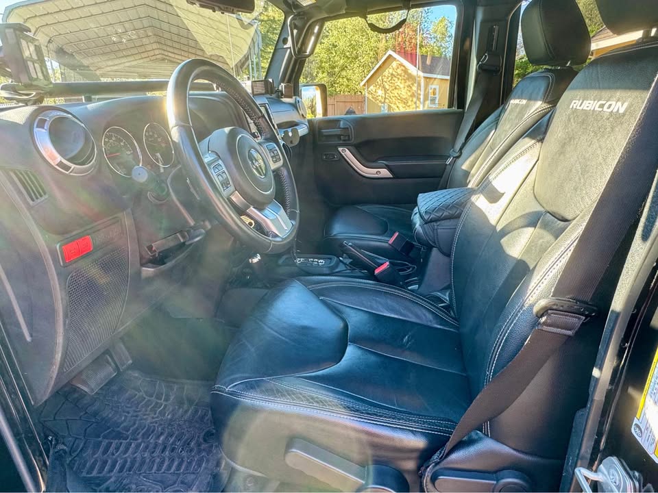 2016 Jeep Wrangler Unlimited Rubicon 4x4 (photo 10) — photo 10