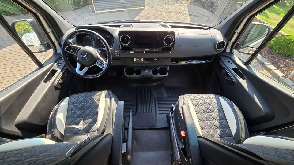 2020 Winnebago Revel 44E in Auburn, WA (photo 6) — photo 6