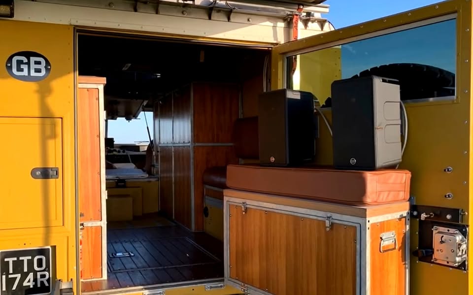 1977 Land Rover 101 military Chassis RV $109,000 RV in Austin, TX (photo 5) — photo 5