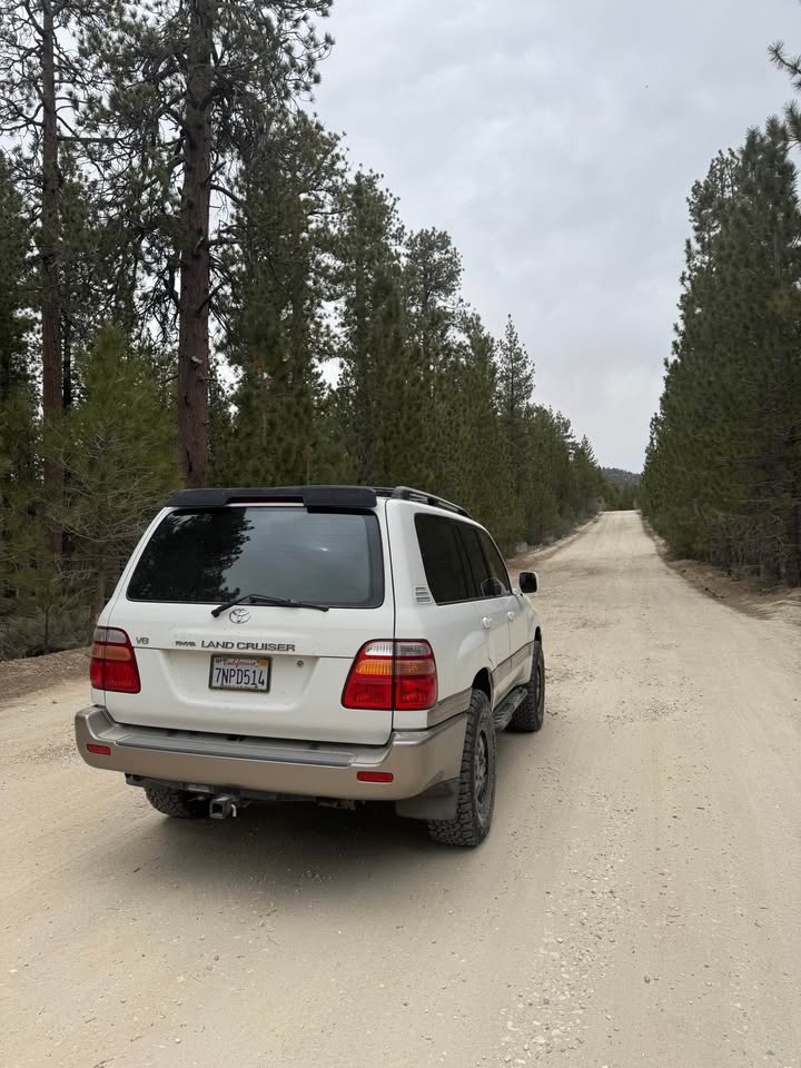 2000 Toyota Land Cruiser (photo 4) — photo 4