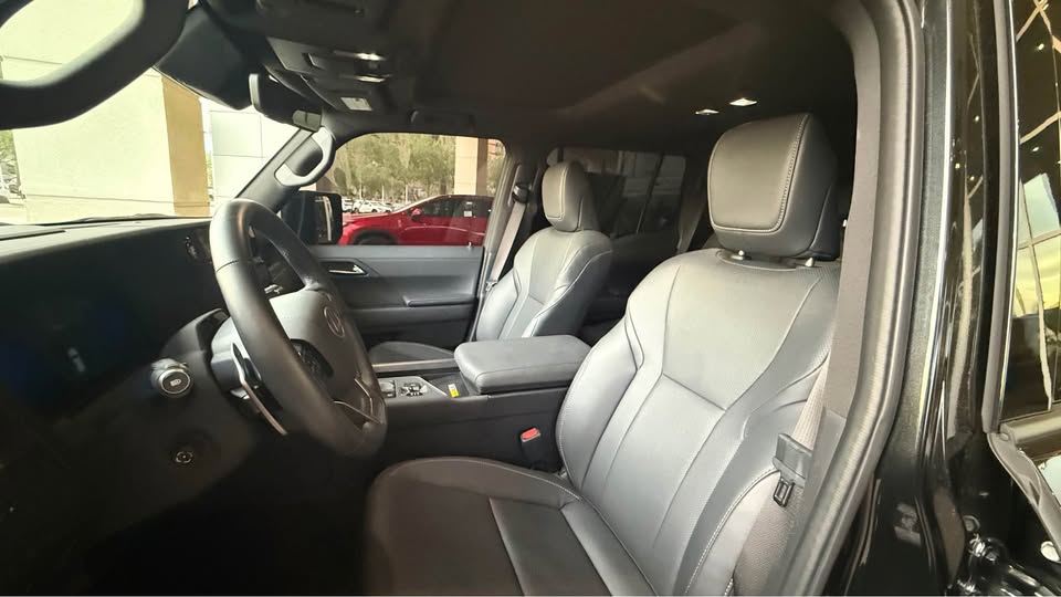 2025 Lexus GX · GX 550 Premium Plus in Scottsdale, AZ (photo 7) — photo 7