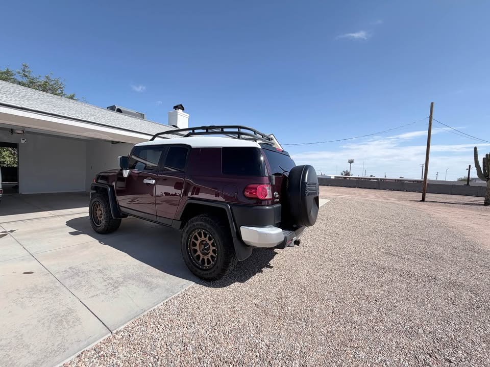 2007 Toyota FJ Cruiser · Sport Utility 2D in Mesa, AZ (photo 4)