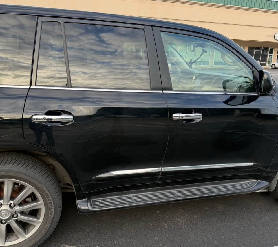 2009 Lexus LX · LX 570 Sport Utility 4D in Sacramento, CA (photo 9) — photo 9