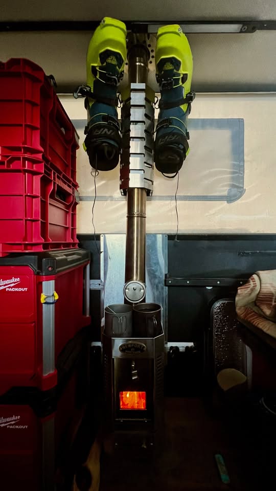2022 Four Wheel Camper PROJECT M in Portland, OR (photo 12) — photo 12