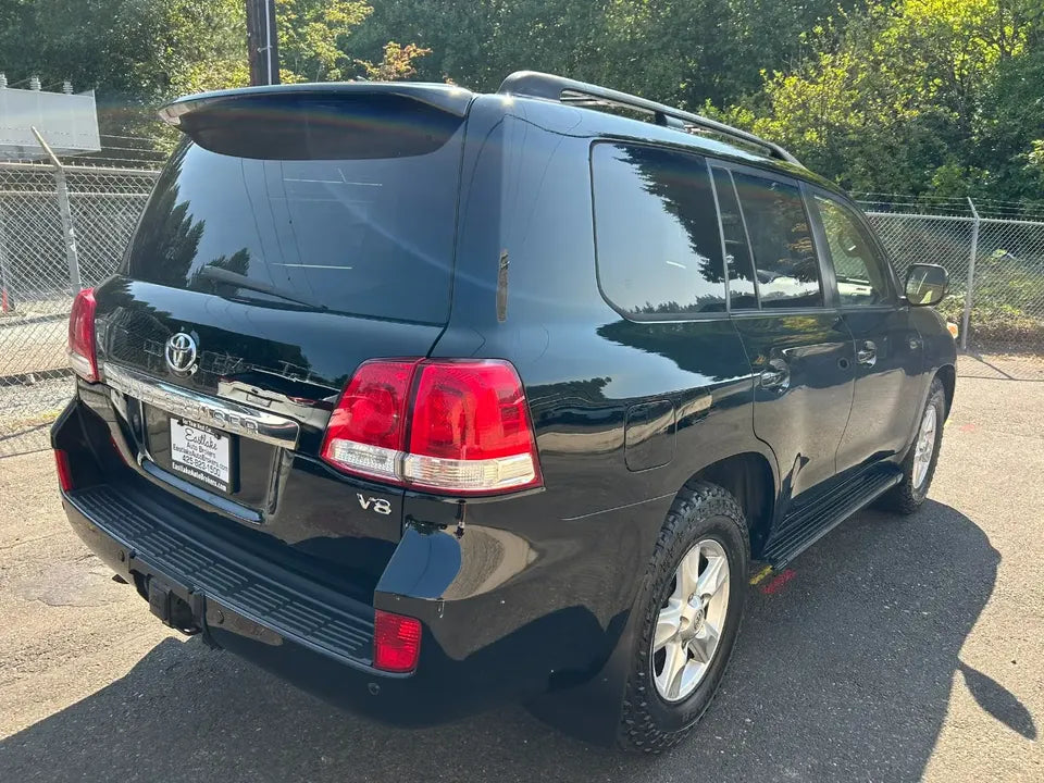 2011 Toyota Land Cruiser 4WD (photo 4) — photo 4
