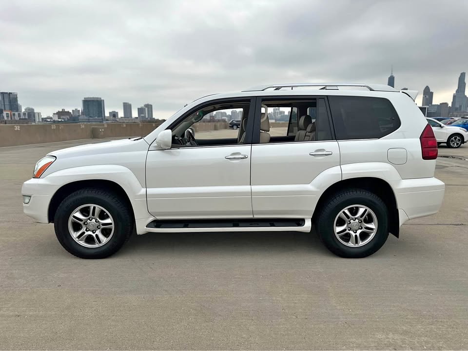 2008 Lexus GX · GX 470 Sport Utility 4D in Chicago, IL (photo 1) — photo 1